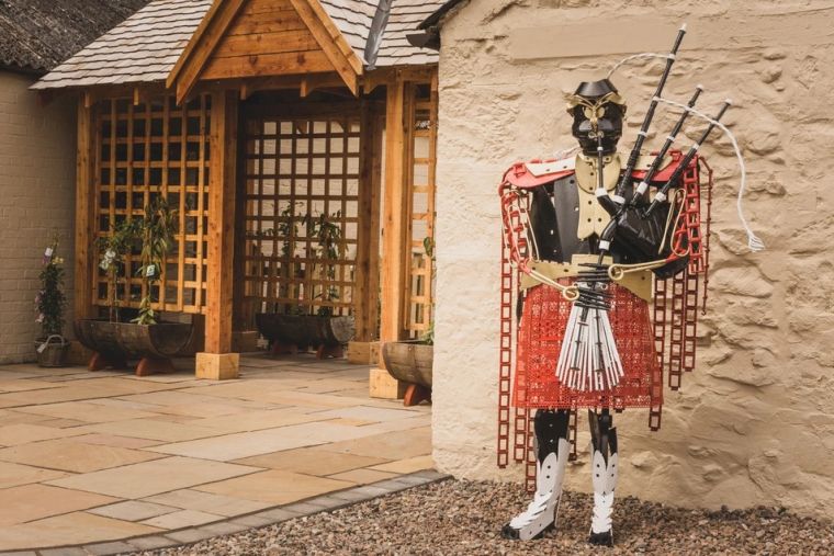 highland piper